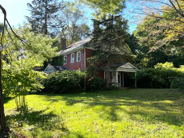 37 Loring Avenue, Auburn, ME 04210