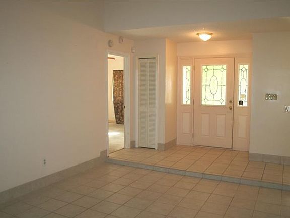 3rd image of 1726 Finley Ave