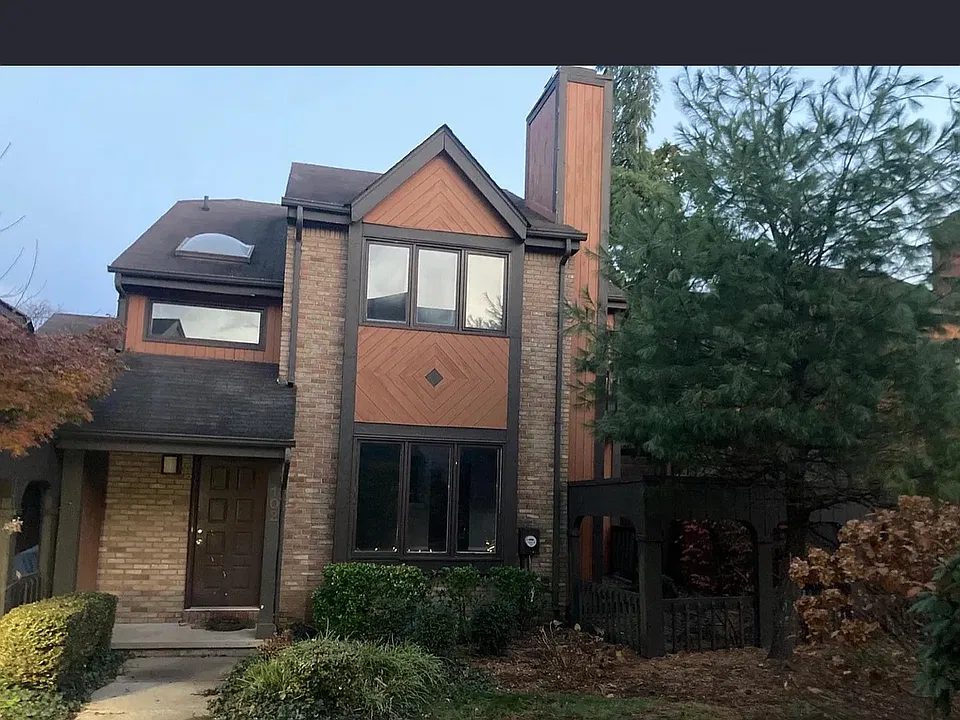 102 Riverbend Dr
