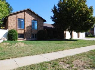 826 W Carter Dr, Riverdale, UT 84405