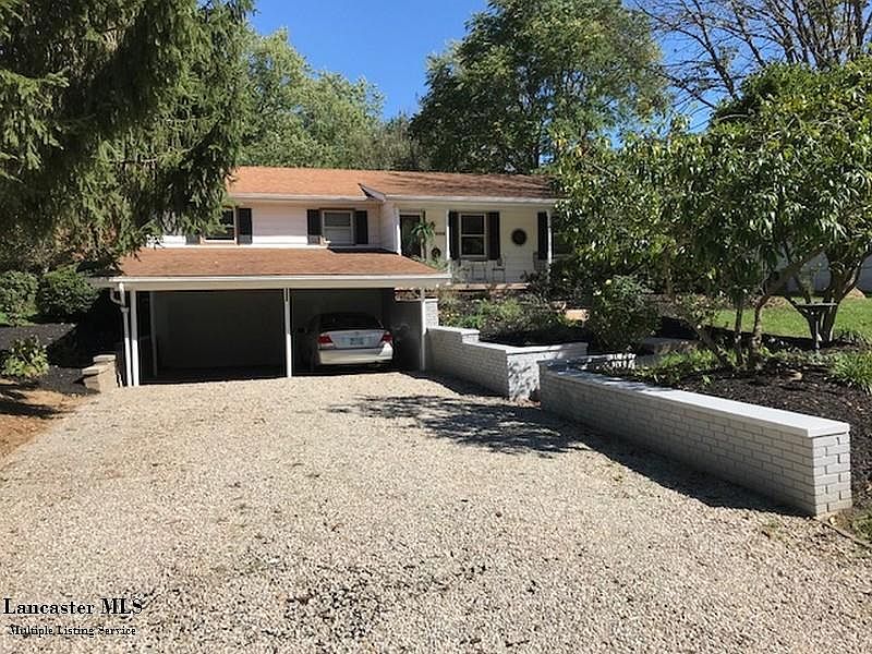 1st image of 2102 Scenic Dr NE