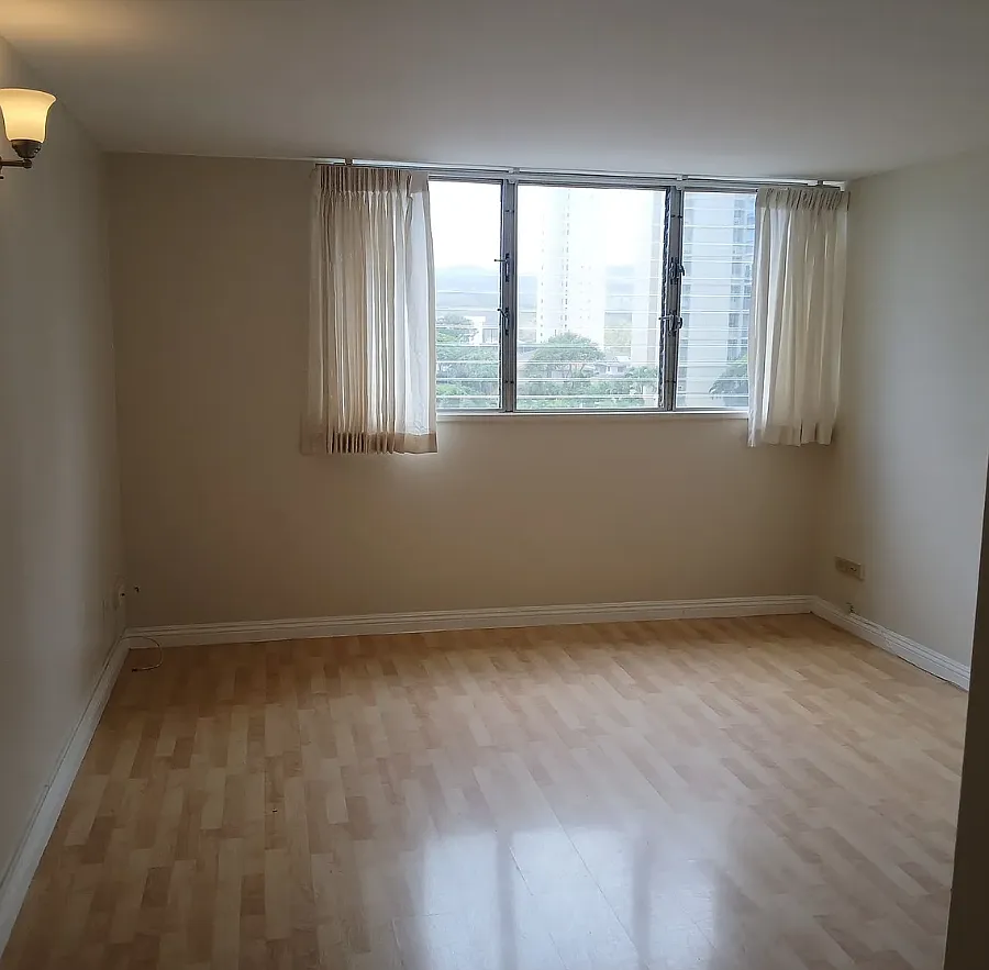 2 bed, 730 sqft, $1,900 — Photo 2