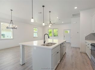 1510 Echols St, Bryan, TX 77801