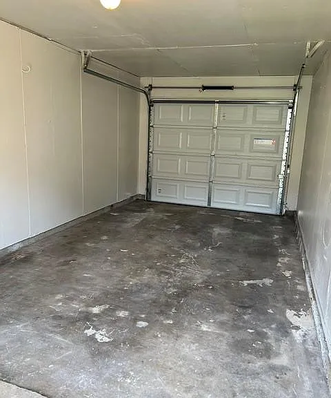 1428 W Braker Ln #A — Photo 10