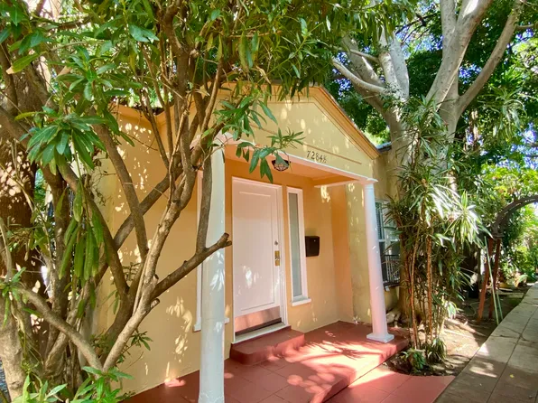 Fountain Village Cottages, 7264 Fountain Ave #85c7c895d, Los Angeles, CA 90046