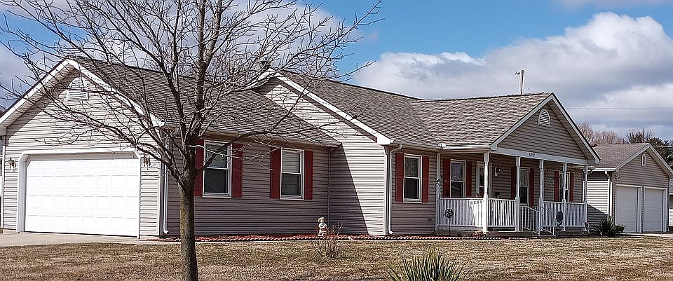 2nd image of 17557 Woodburn Ave