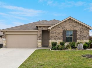5913 Silverjack Trl, Denton, TX 76226