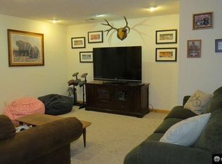 140 Dupont Dr, Lander, WY 82520