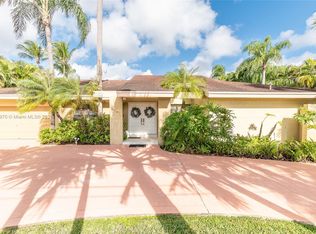 8841 SW 76th St, Miami, FL 33173