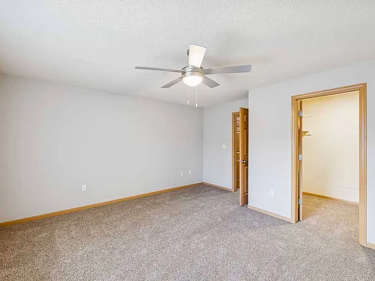 Pinebrook Apartments — Photo 58