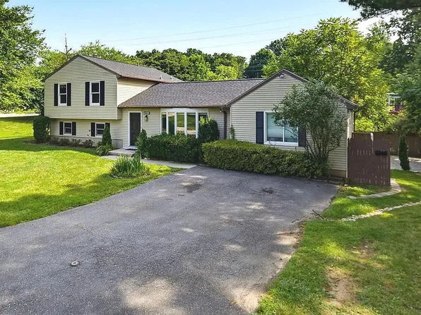4709 Hale Haven Dr, Ellicott City, MD 21043