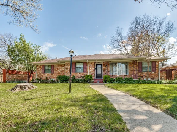 5824 Twineing St, Dallas, TX 75227
