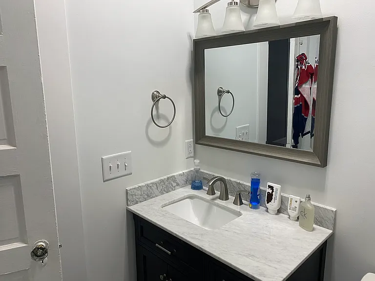 211 Shuler St — Photo 24