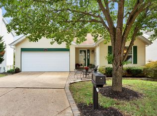 1562 Glenn Brooke Woods Cir, Ballwin, MO