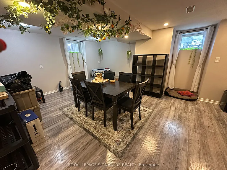 39 Jonesridge Dr — Photo 13