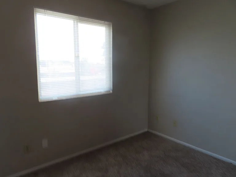 2220 W Dora St #203 — Photo 11