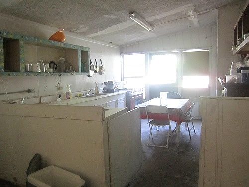5th image of 815 N 1st St