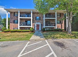 5 Walker Rd APT 3, North Andover, MA 01845
