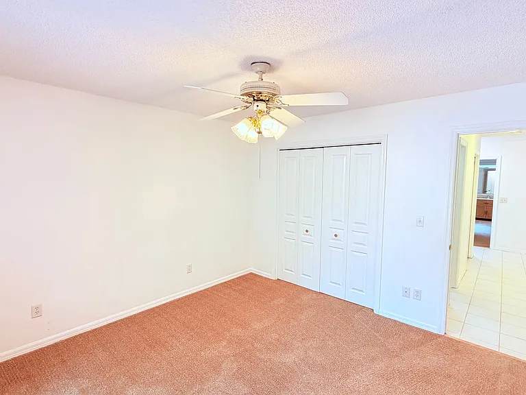 909 Gazell Trl — Photo 6