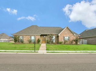 169 Amethyst Dr, Brandon, MS 39047