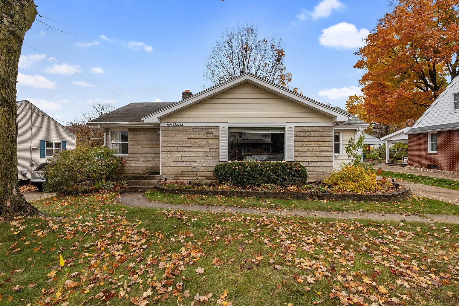 1011 Weller Ave photo 1