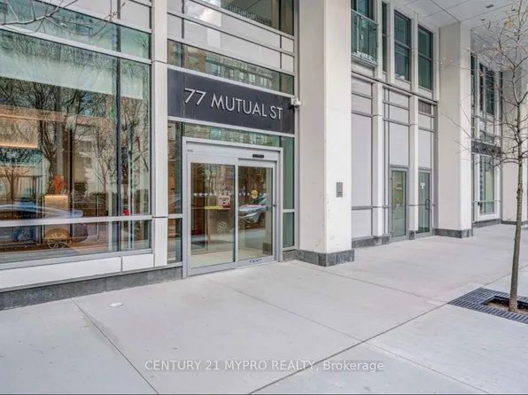 77 Mutual St #2901, Toronto, ON M5B 2A9