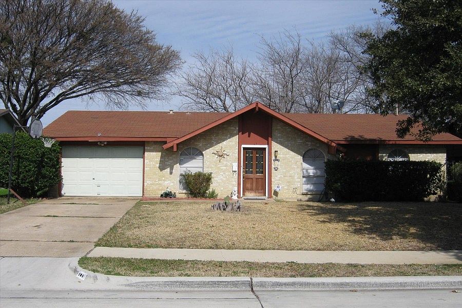 1st image of 906 Cielo Vista Dr