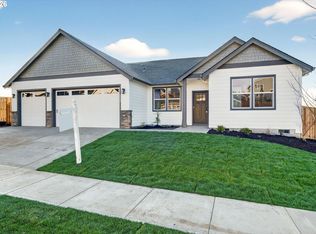 2240 E Otter Loop #52, La Center, WA 98629