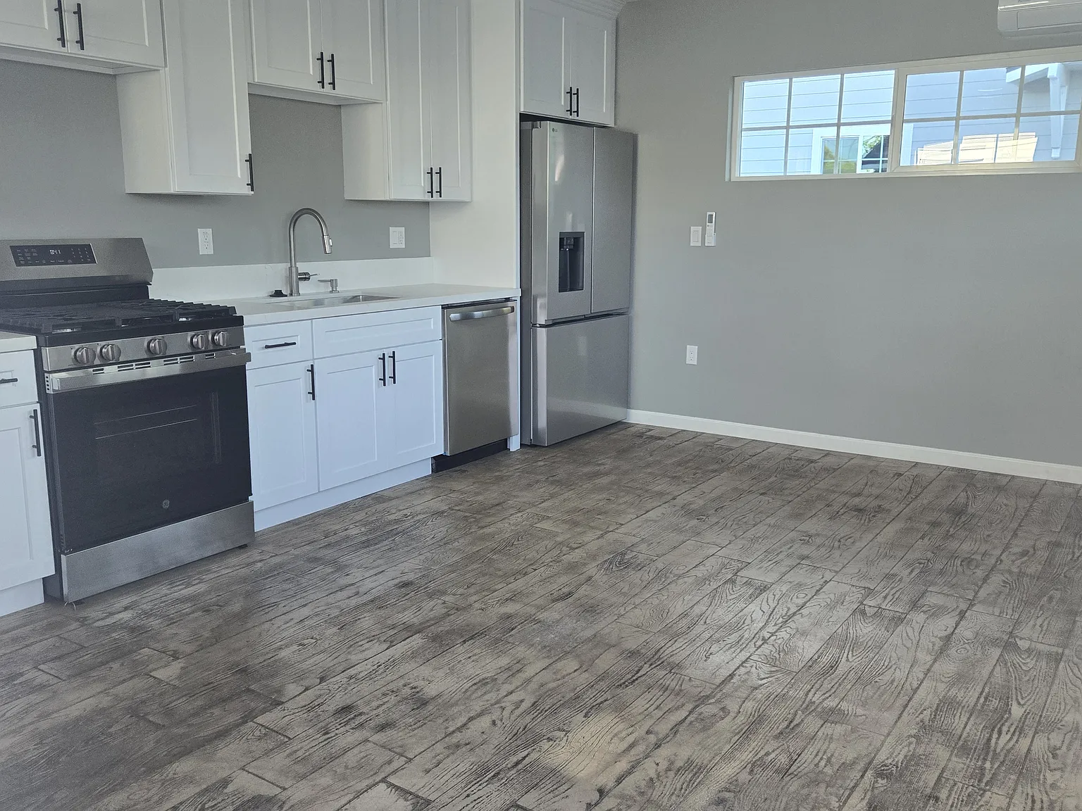 1 bed, 467 sqft, $2,500 — Photo 2