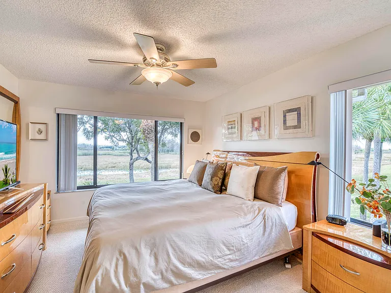 1111 Duncan Cir #203 — Photo 12