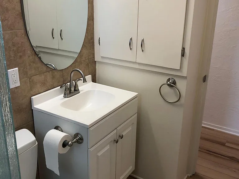 3309 Palomas Dr NE — Photo 8