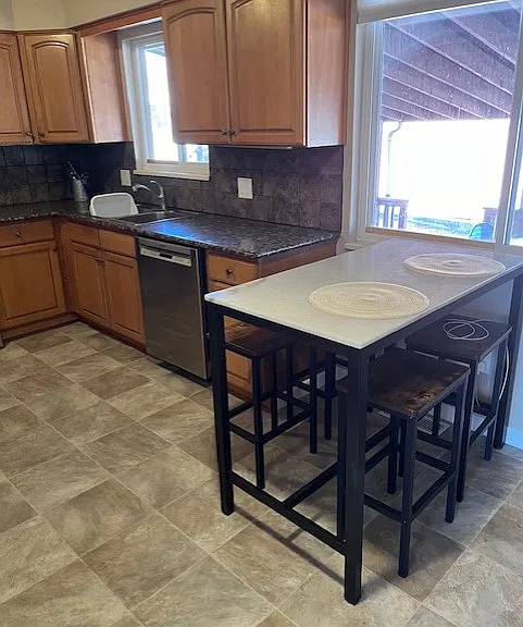 3815 Somerset Dr — Photo 5