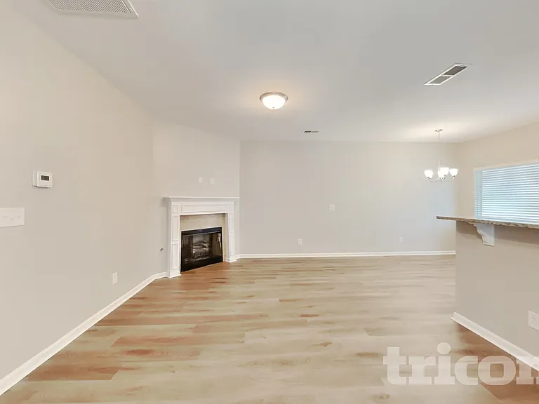2153 Cason Ln — Photo 3