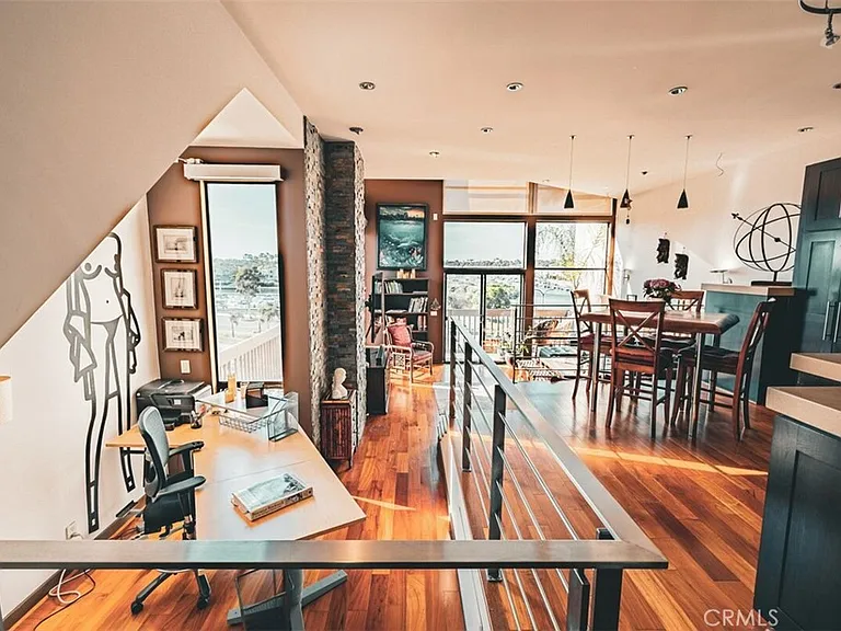 5327 Marina Pacifica Dr #KEY19 — Photo 19