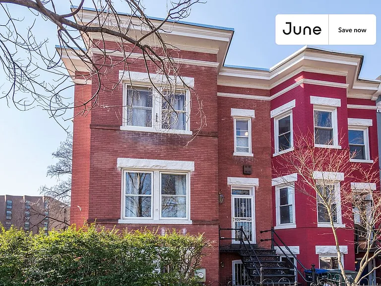 922 I St SE — Photo 23