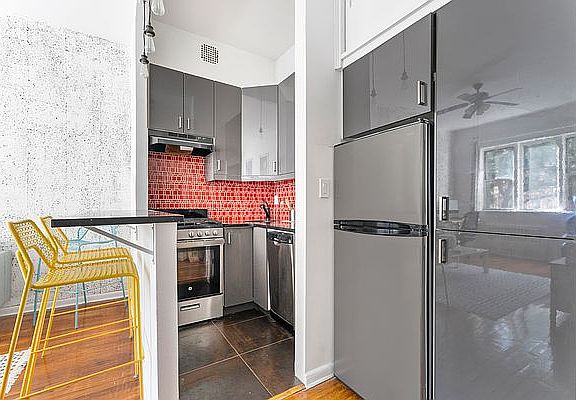 5th image of 421 W 57th St APT 2B
