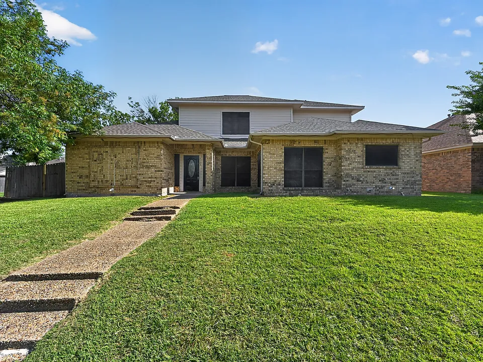 7105 Alissa Dr