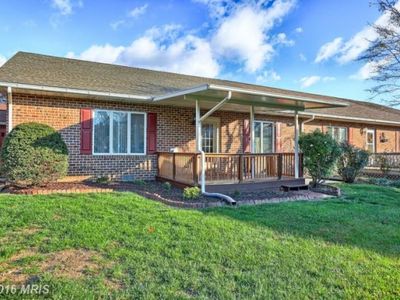 354 Stonegate Ct, Chambersburg, PA, 17201