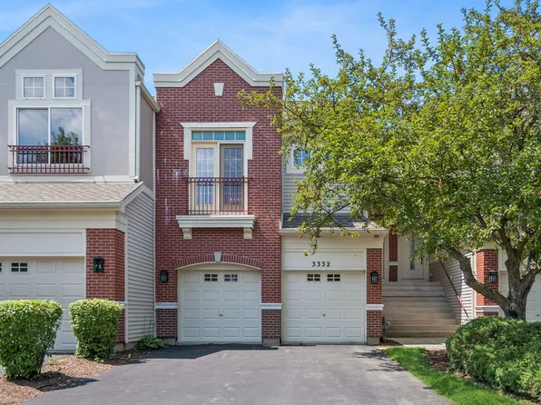 3332 Rosecroft Ln, Naperville, IL 60564