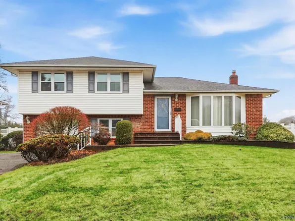 48 Eastfield Lane, Melville, NY 11747