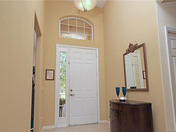 3rd image of 1005 W Skyview Crossing Dr