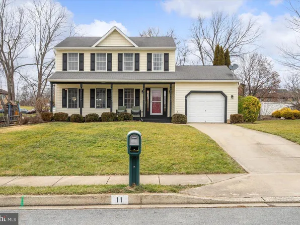 11 Walnut Pond Ct, Middletown, MD 21769