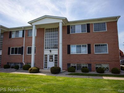 8181 Denwood Dr, Sterling Heights, MI, 48312