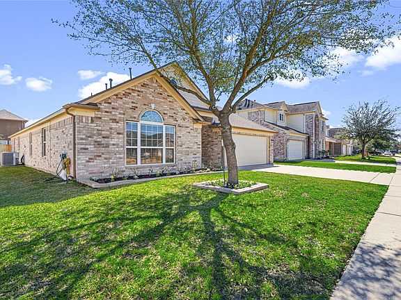 4th image of 3210 Single Ridge Way