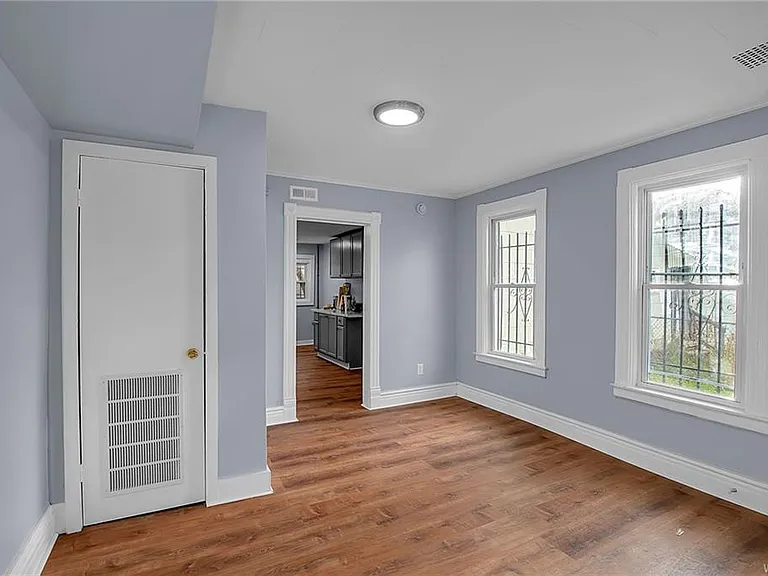 147 Gorton St — Photo 9
