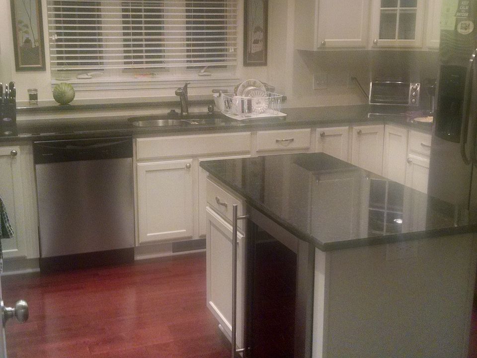 2nd image of 15575 Fry St