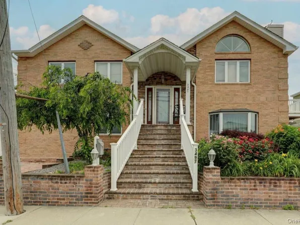 3497 Weidner Ave, Oceanside, NY 11572