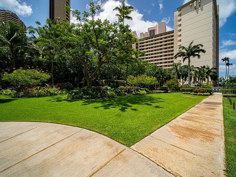 1551 Ala Wai Blvd #901 — Photo 31