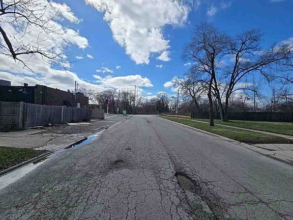 5th image of 14929 Wentworth Ave