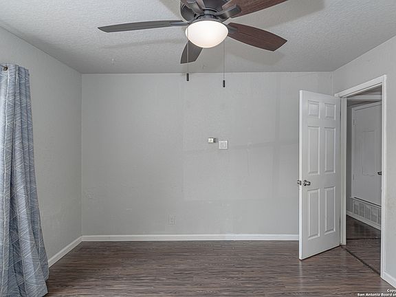 5th image of 3131 CANAVERAL DR